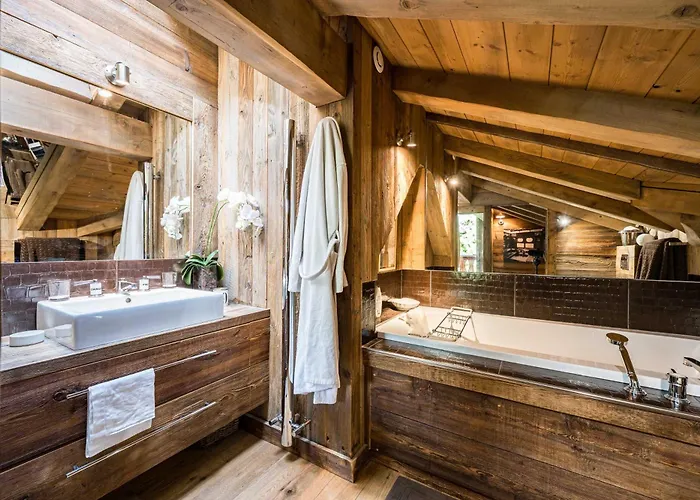 Luxury Comfortable With Jacuzzi