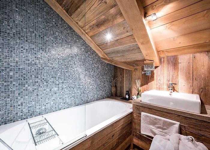 Luxury Comfortable With Jacuzzi *